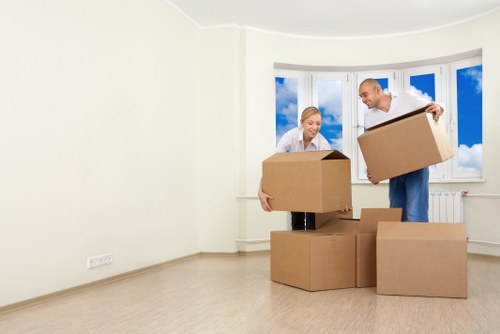 Flexible van move for mixed items and removals